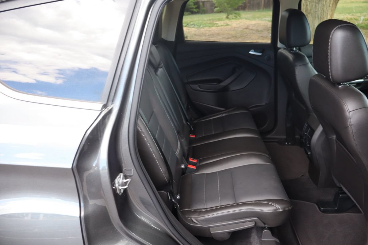 Used 2015 Ford Escape Titanium w/ Equipment Group 301A AWD/4WD image 21