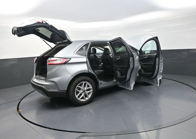 Used 2024 Ford Edge SEL image 33