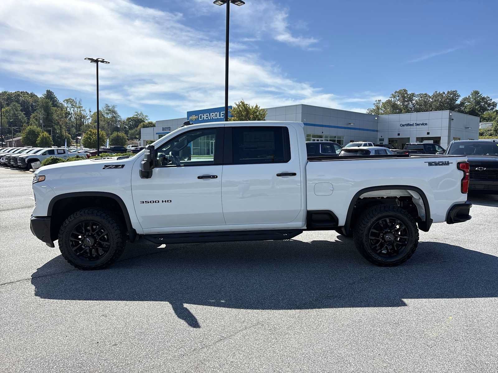 New 2026 Chevrolet Silverado 3500 LT w/ Trail Boss Package AWD/4WD image 9