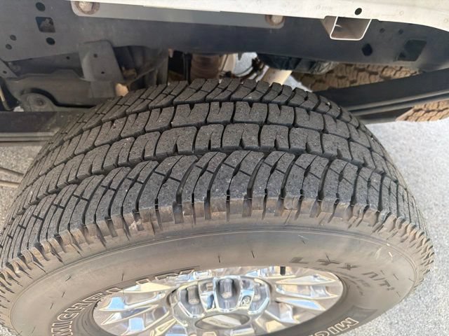 Used 2017 Ford F250 Lariat w/ Chrome Package AWD/4WD image 10