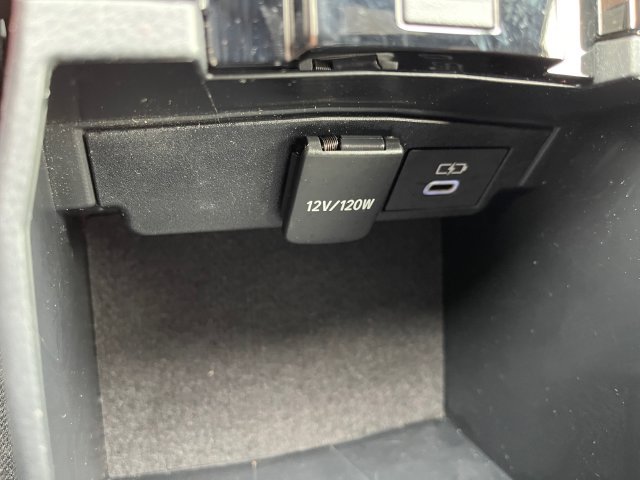 Used 2025 Toyota Corolla SE FWD image 21