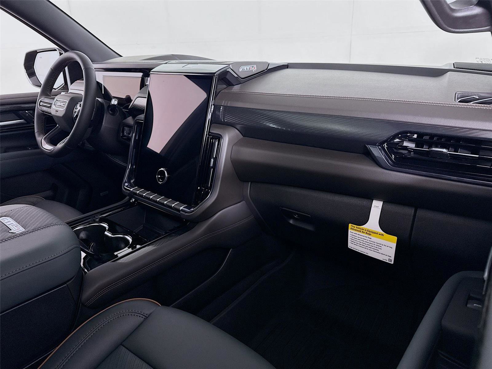 New 2026 GMC Yukon XL AT4 w/ AT4 Premium Package AWD/4WD image 25