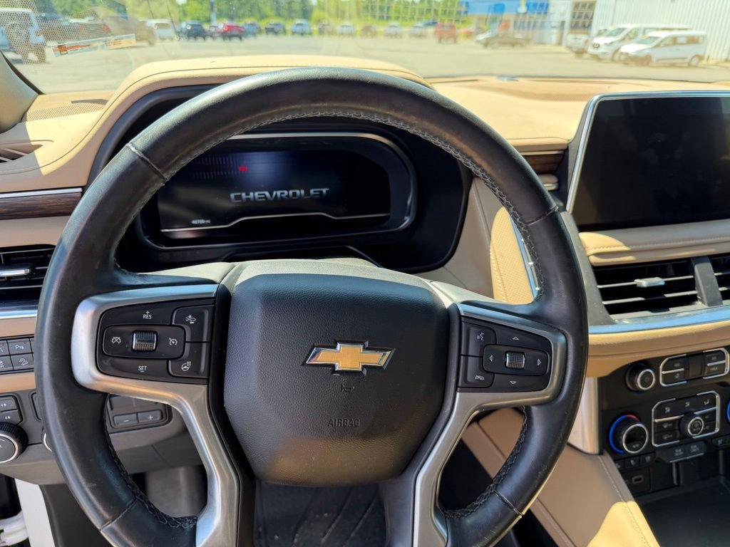 Used 2024 Chevrolet Suburban Premier AWD/4WD image 14