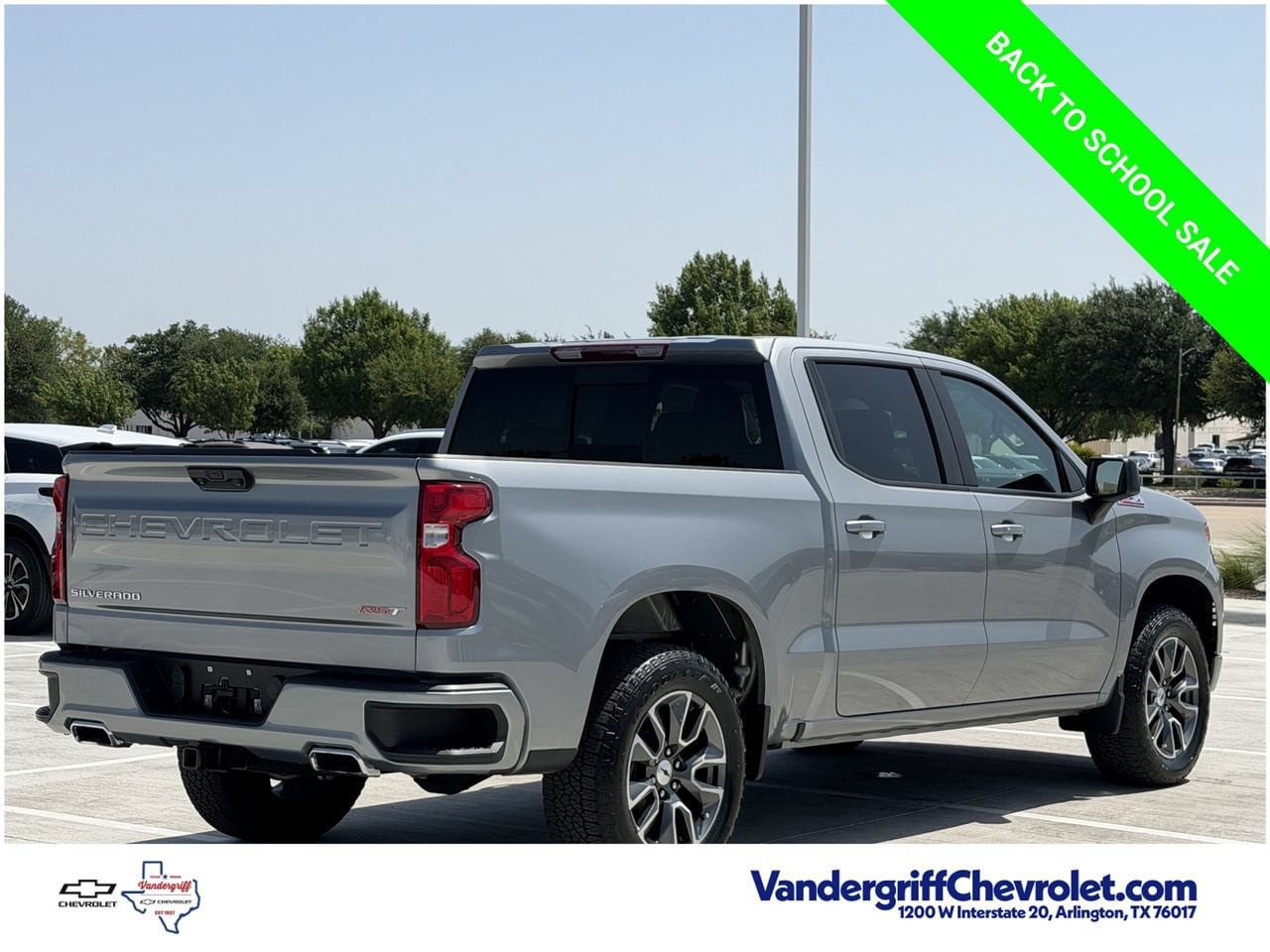 Used 2024 Chevrolet Silverado 1500 RST w/ Convenience Package II AWD/4WD image 4