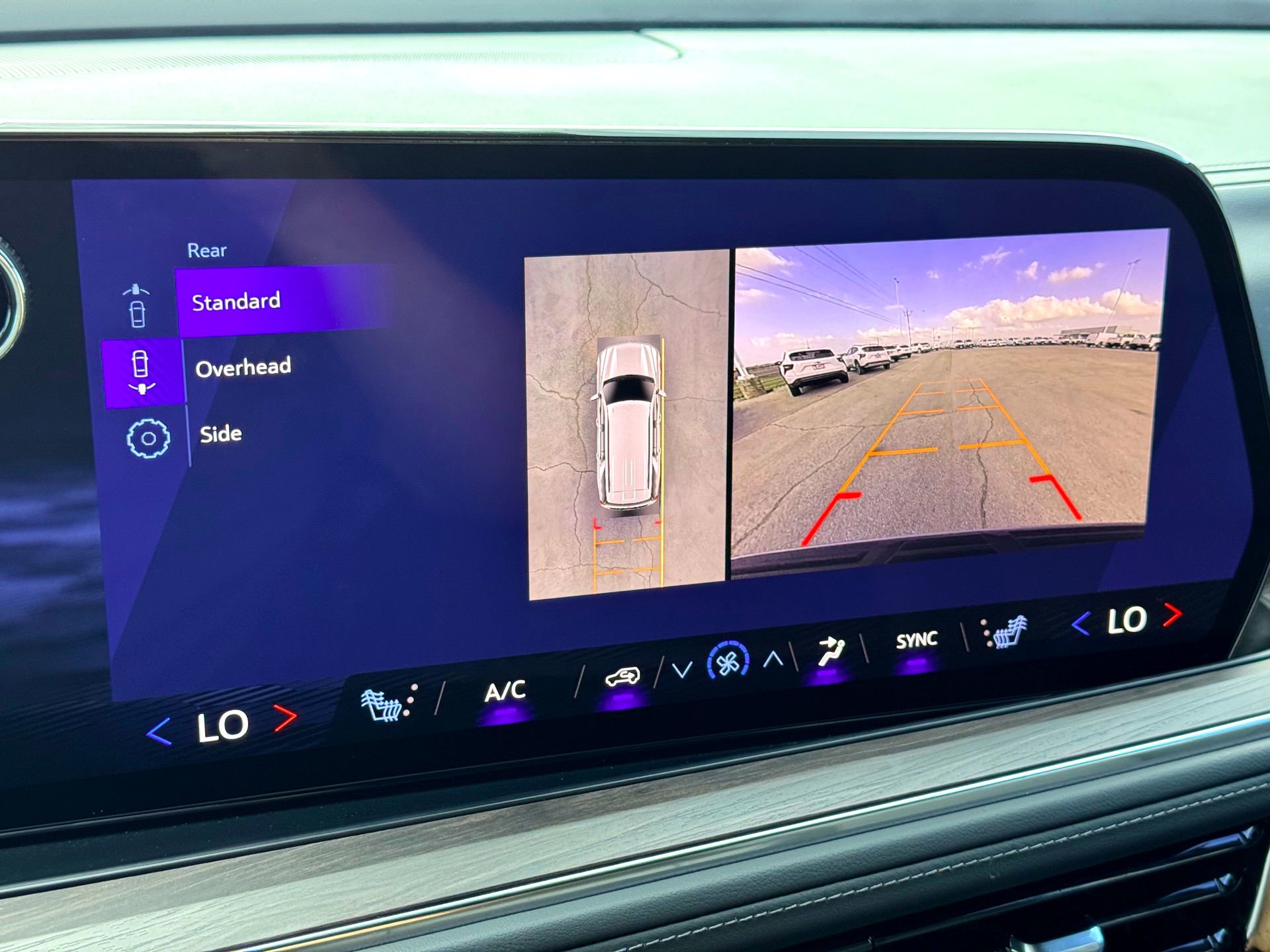 Used 2026 Chevrolet Tahoe Z71 w/ Comfort Package image 29