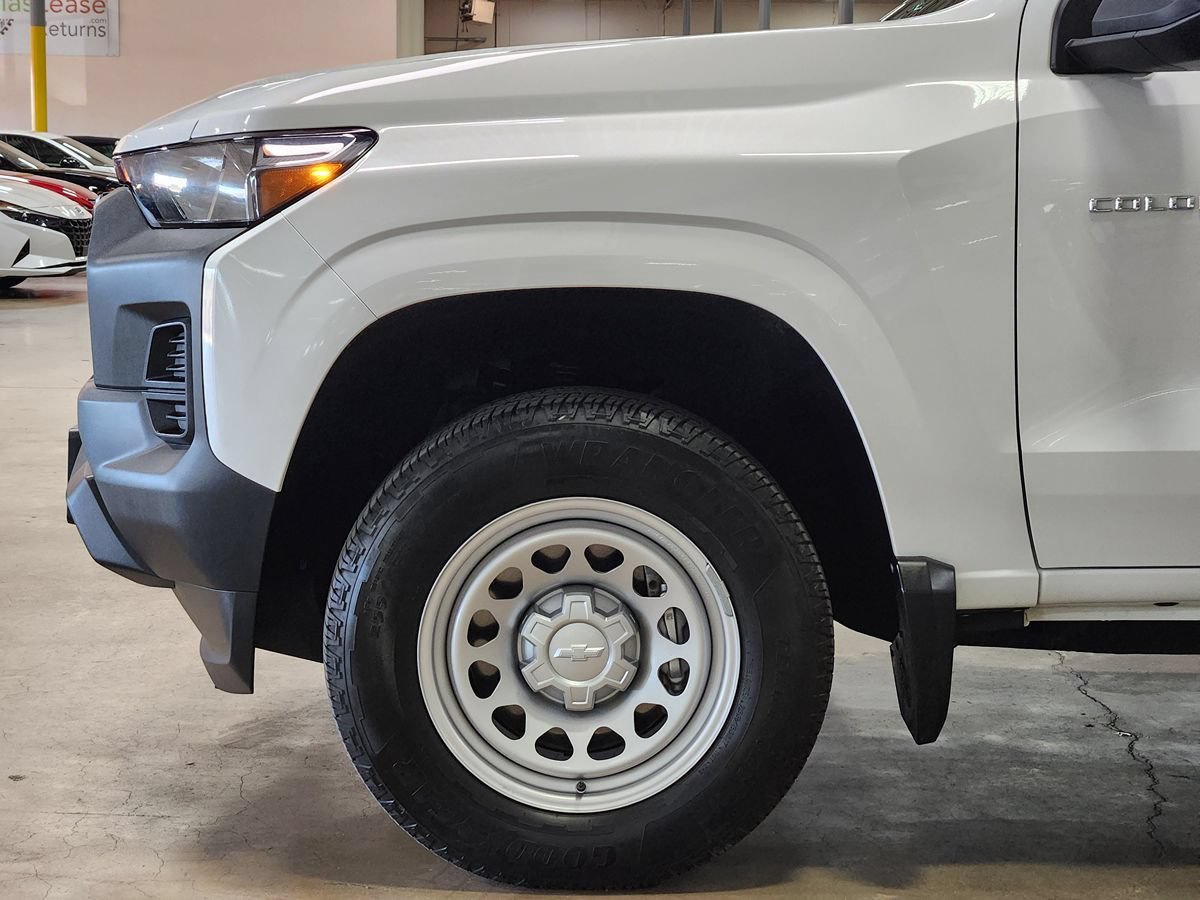 Used 2023 Chevrolet Colorado W/T w/ LPO, Pro Essentials Package RWD image 5