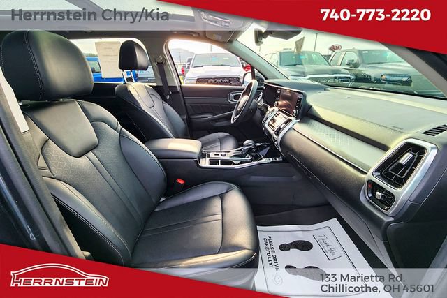 Used 2023 Kia Sorento SX AWD/4WD image 30