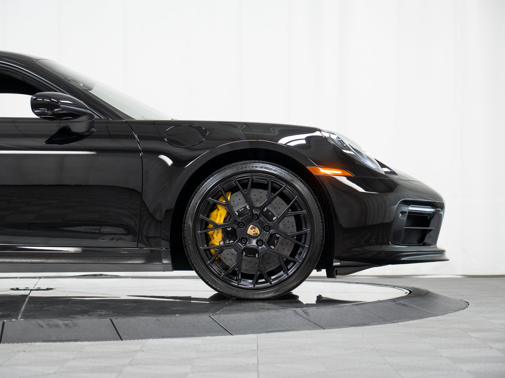 Certified 2023 Porsche 911 Carrera GTS RWD image 11