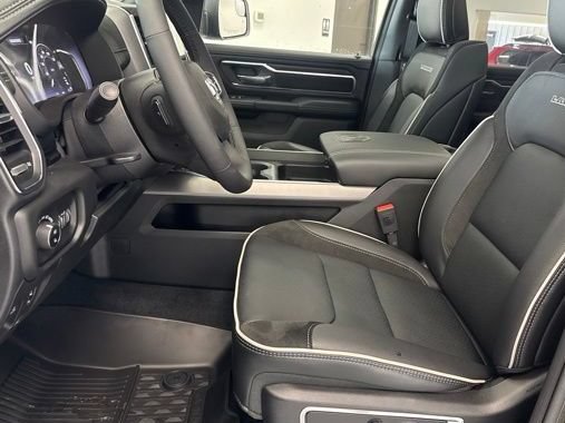 New 2026 RAM 1500 Laramie AWD/4WD image 12