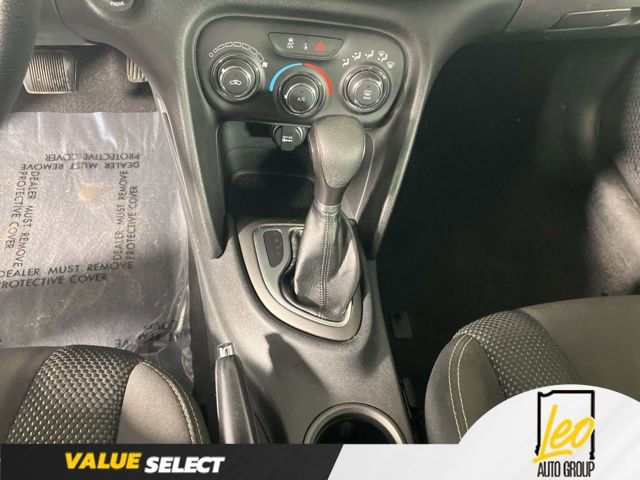 Used 2016 Dodge Dart SXT FWD image 15