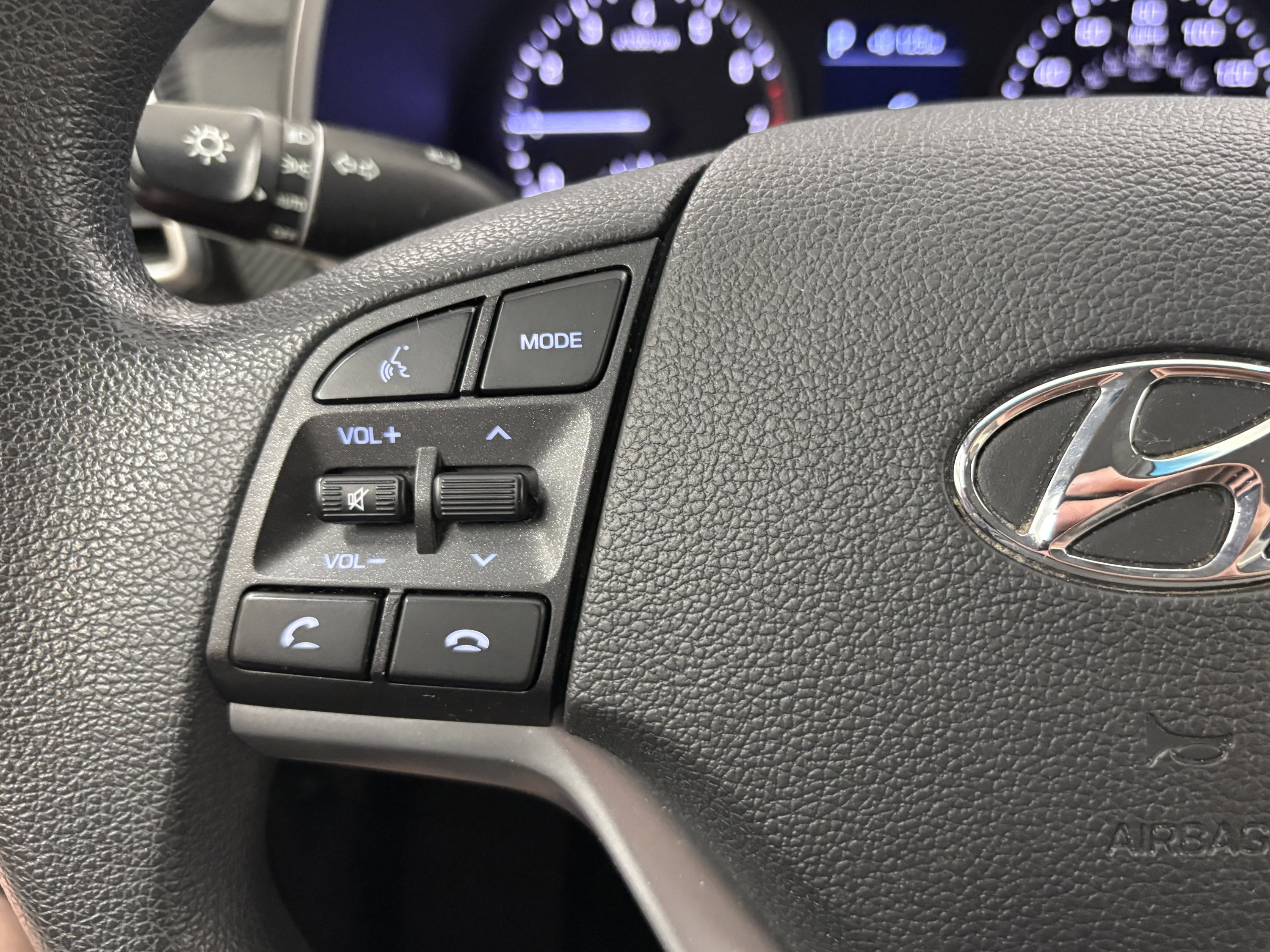 Used 2019 Hyundai Tucson SE w/ Cargo Package AWD/4WD image 14