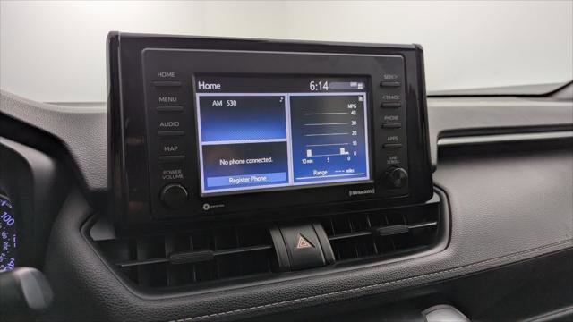 Used 2020 Toyota RAV4 LE FWD image 22