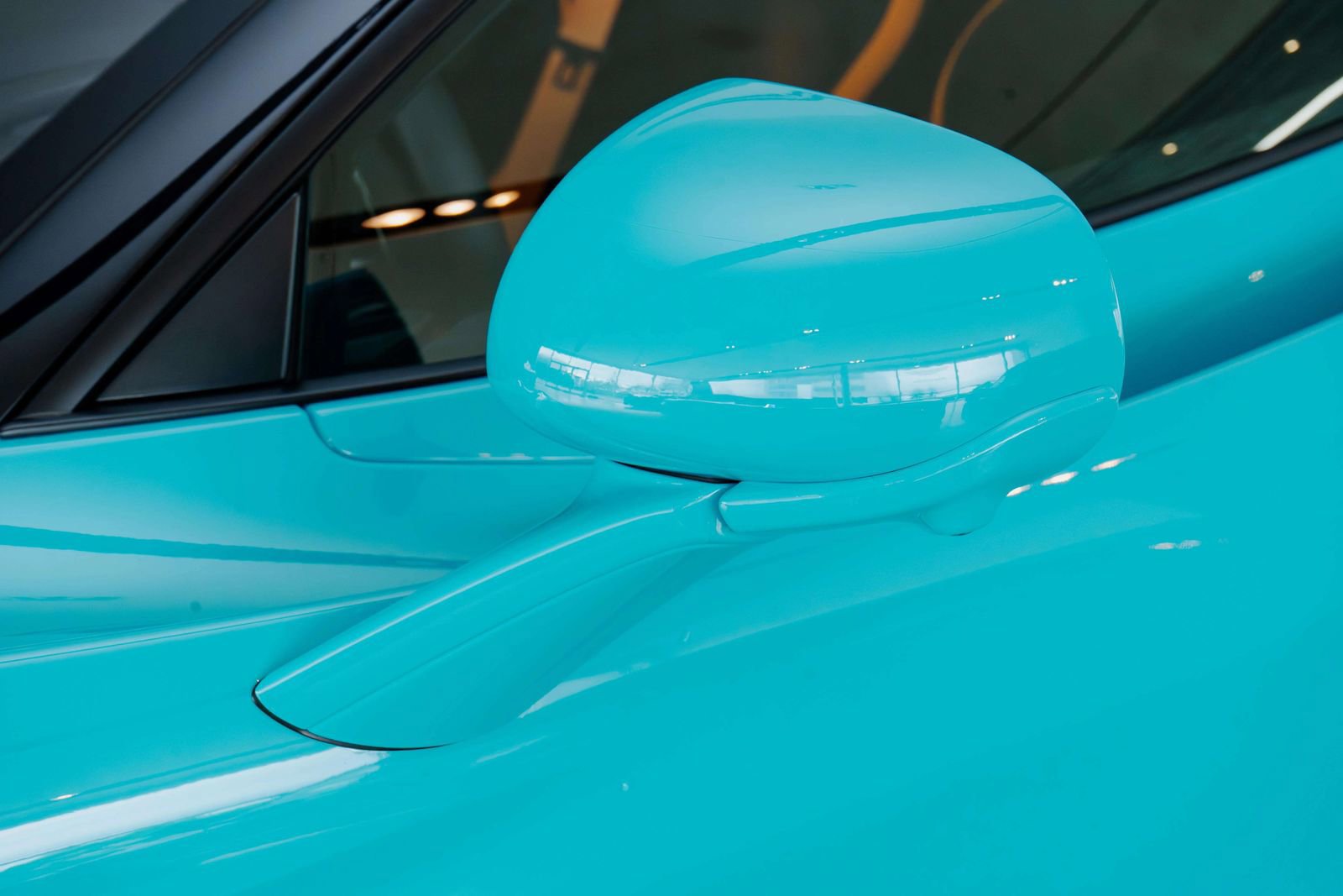 Used 2024 McLaren 750S RWD image 39