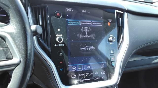 Used 2022 Subaru Outback Premium image 39