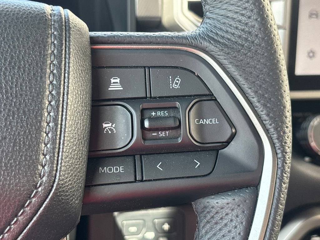 Used 2025 Toyota Tundra Limited image 24
