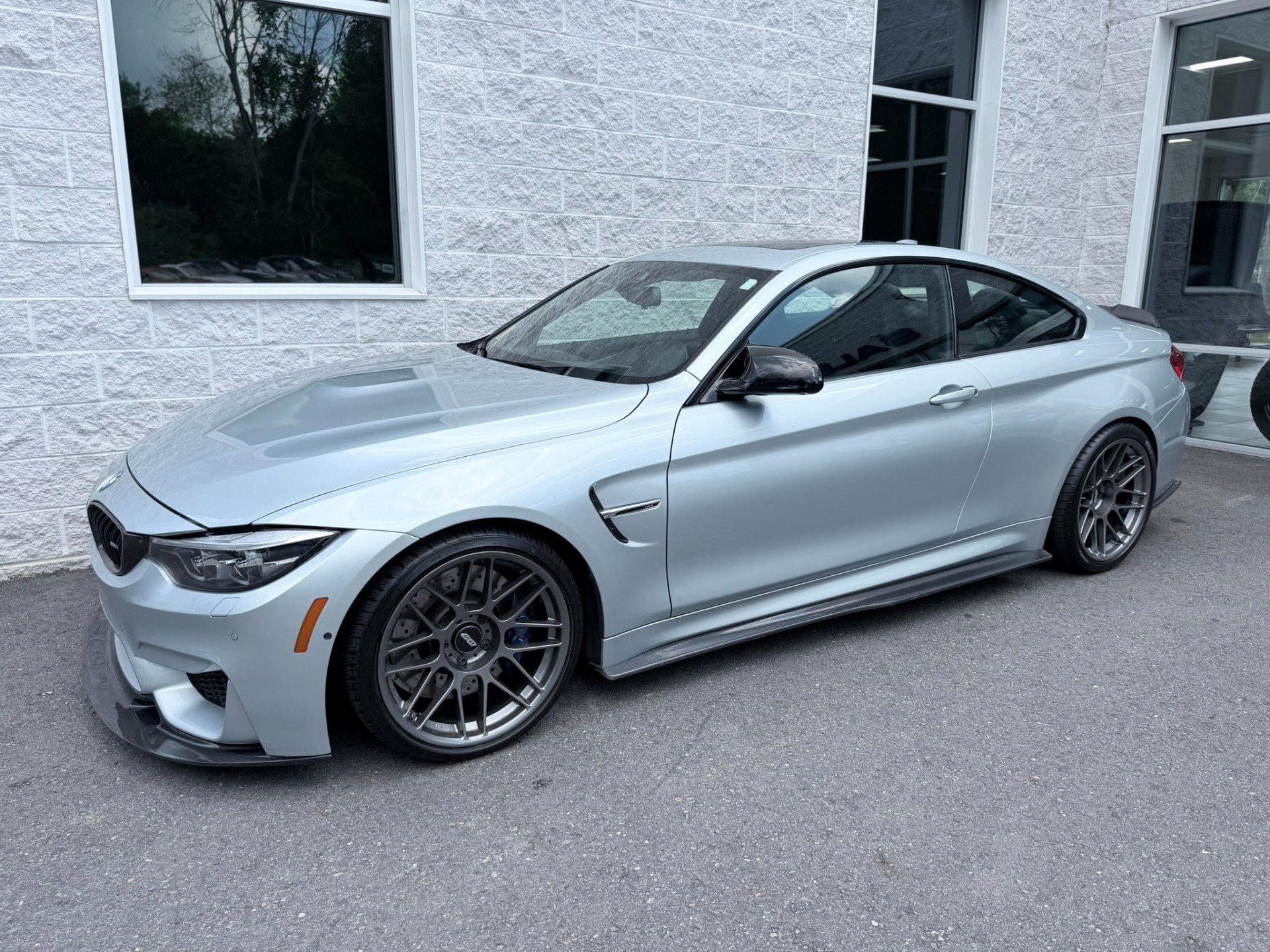 Used 2015 BMW M4 Coupe RWD image 1