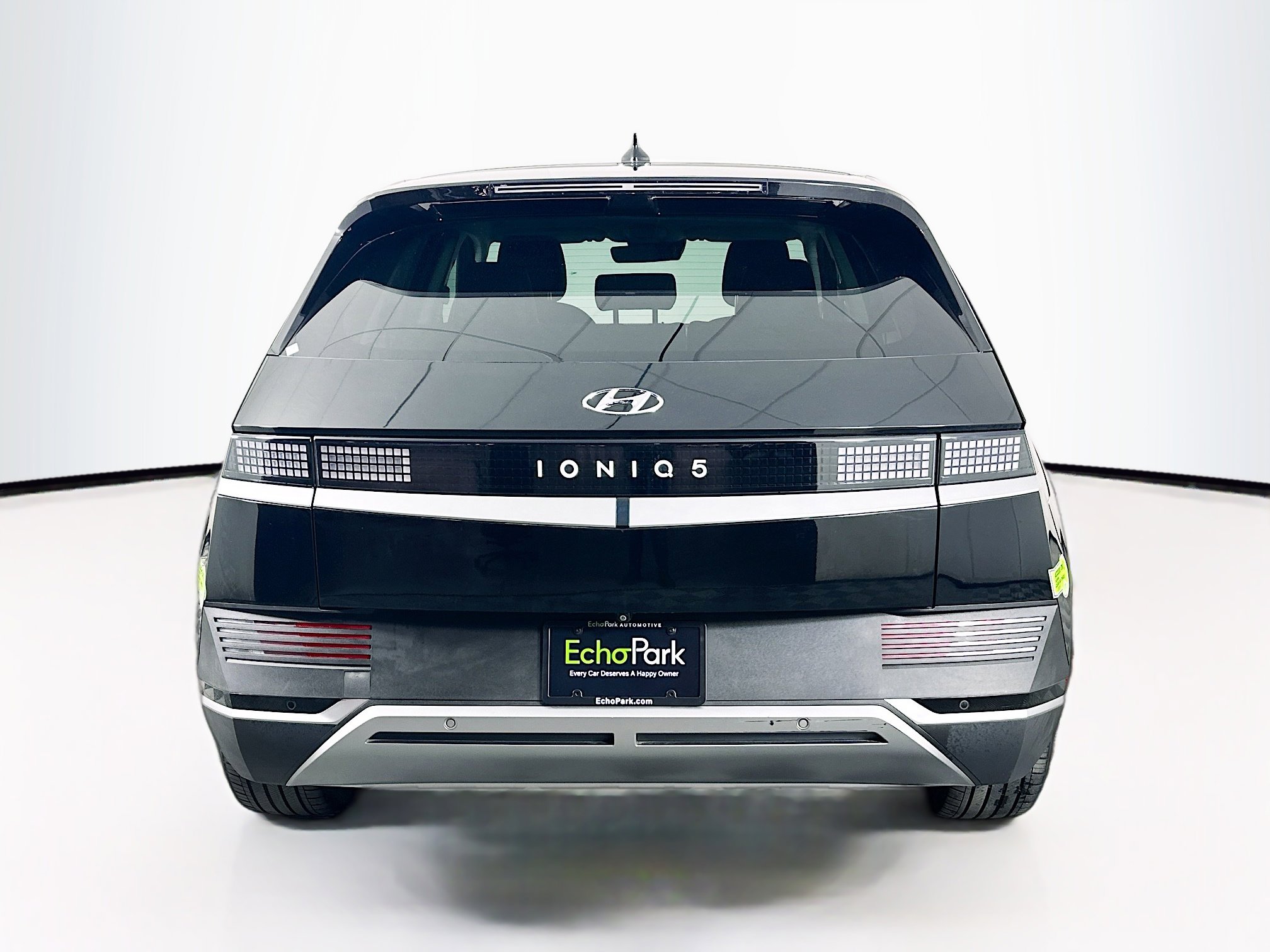 Used 2023 Hyundai Ioniq 5 SE w/ Cargo Package image 7