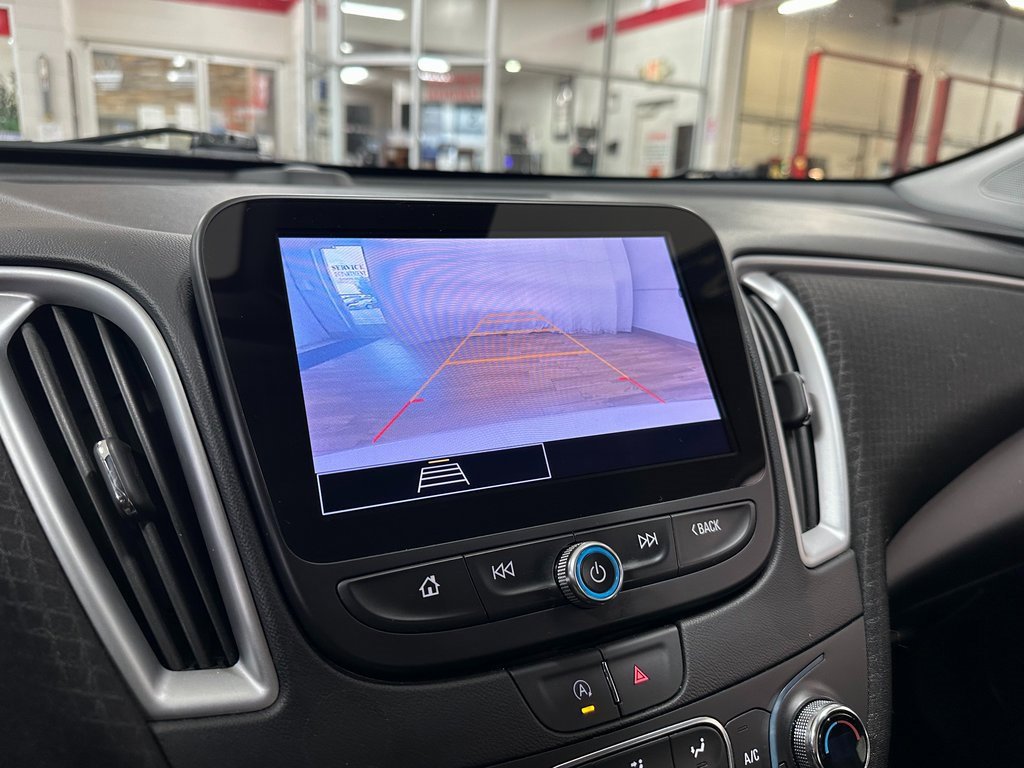 Used 2023 Chevrolet Malibu LT image 24