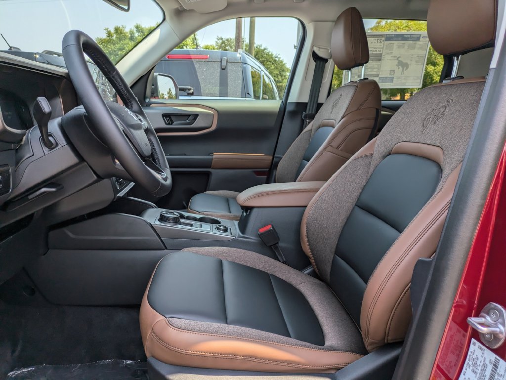 New 2026 Ford Bronco Sport Outer Banks w/ Outer Banks Tech Package+ AWD/4WD image 20