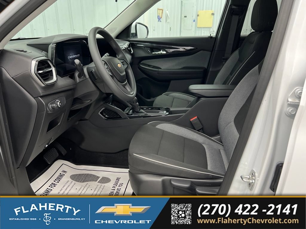 New 2026 Chevrolet TrailBlazer LT FWD image 9