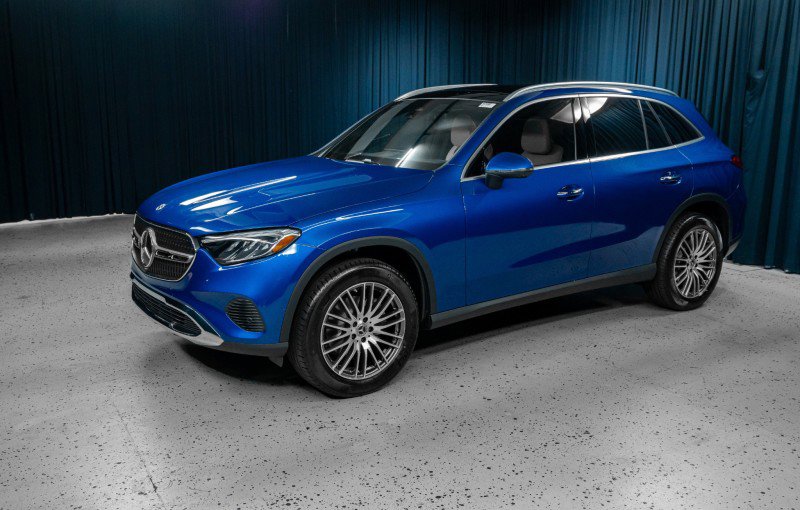 New 2026 Mercedes-Benz GLC 300