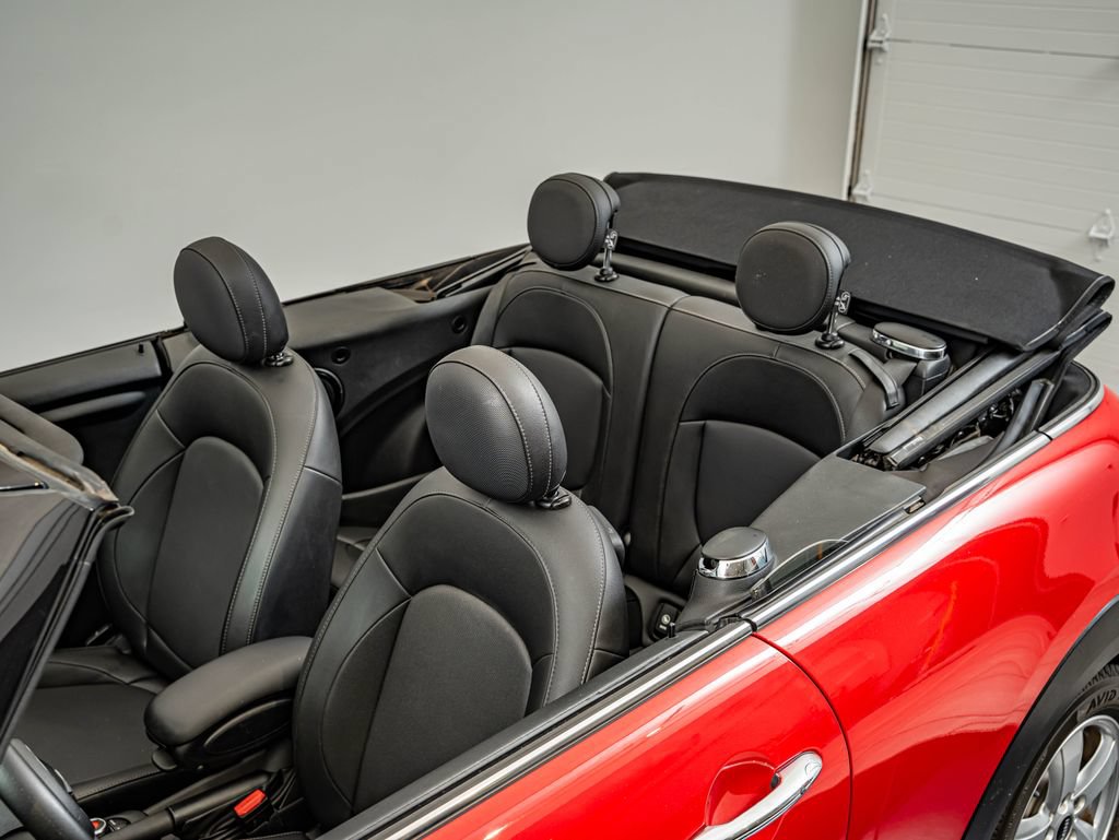 Used 2019 MINI Cooper Convertible FWD image 18