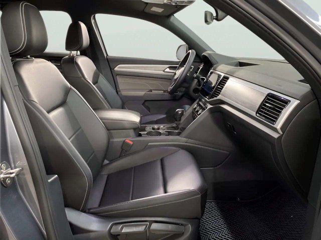 Used 2023 Volkswagen Atlas Cross Sport SE AWD/4WD image 27