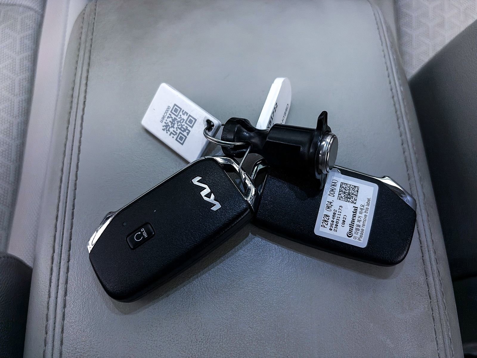 Used 2023 Kia Sorento SX Prestige w/ Panoramic Sunroof Package AWD/4WD image 35