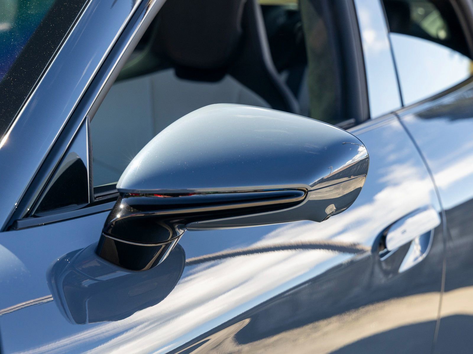 Certified 2025 Porsche Taycan GTS image 19