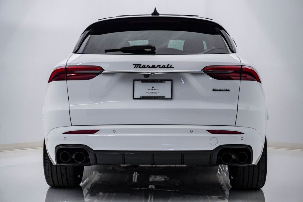 Certified 2023 Maserati Grecale Modena image 8