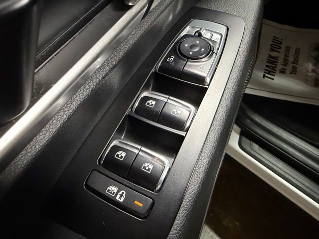 Used 2025 Kia Telluride S FWD image 13