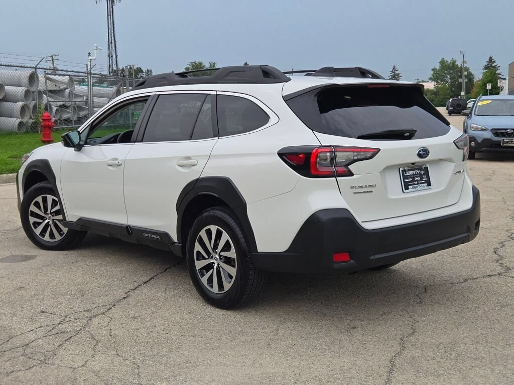 Certified 2024 Subaru Outback Premium AWD/4WD image 13