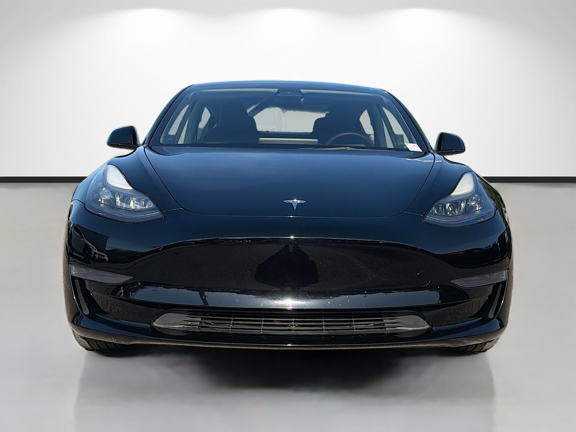 Used 2023 Tesla Model 3 Standard Range image 8