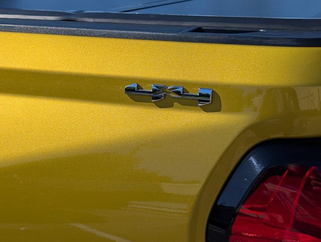 Used 2023 GMC Canyon Elevation w/ Elevation Premium Package image 10