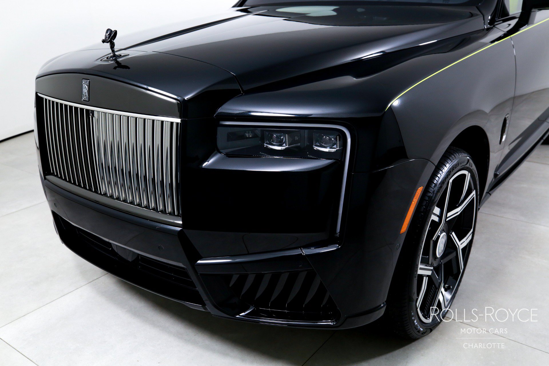 New 2027 Rolls-Royce Cullinan Black Badge AWD/4WD image 44
