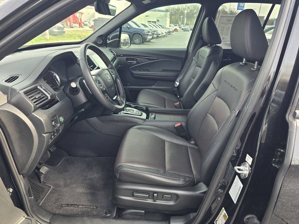 Used 2023 Honda Ridgeline Black Edition image 13