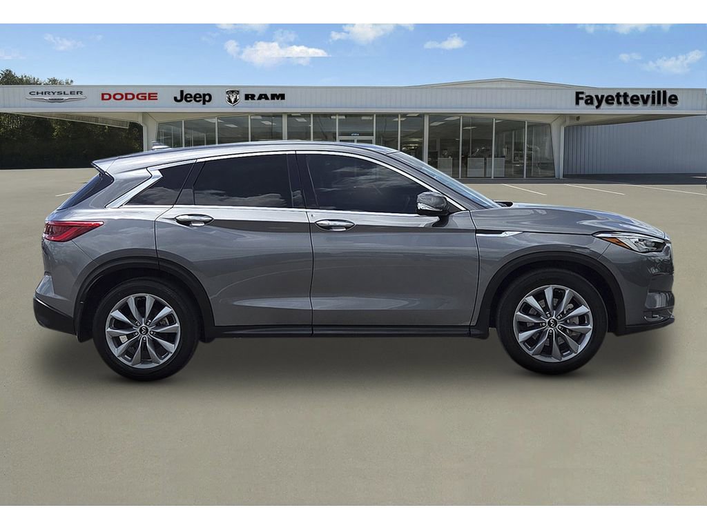 Used 2021 INFINITI QX50 Pure AWD/4WD image 2