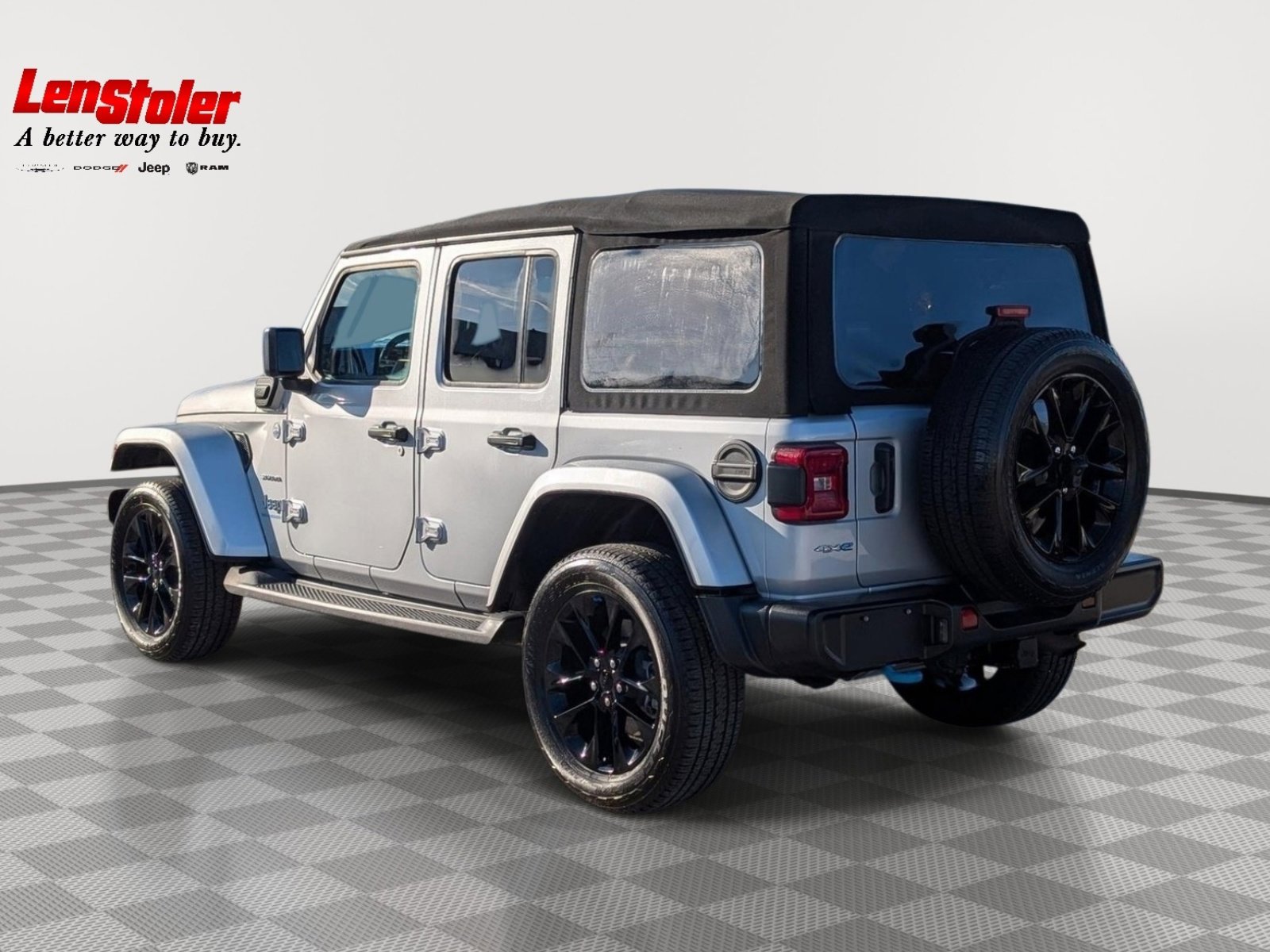 Used 2023 Jeep Wrangler Sahara w/ Cold Weather Group image 3