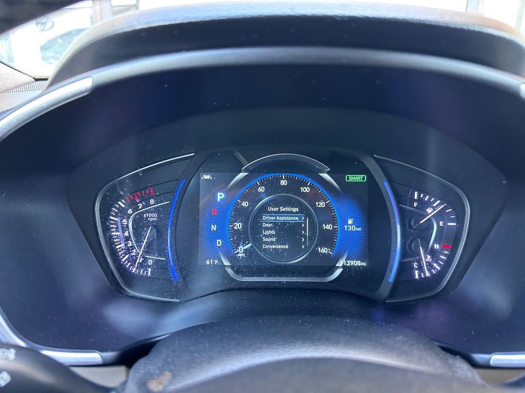 Used 2020 Hyundai Santa Fe SEL w/ Convenience + Premium Package image 17