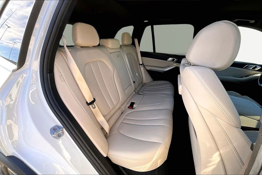 Used 2019 BMW X5 xDrive40i w/ Convenience Package image 27