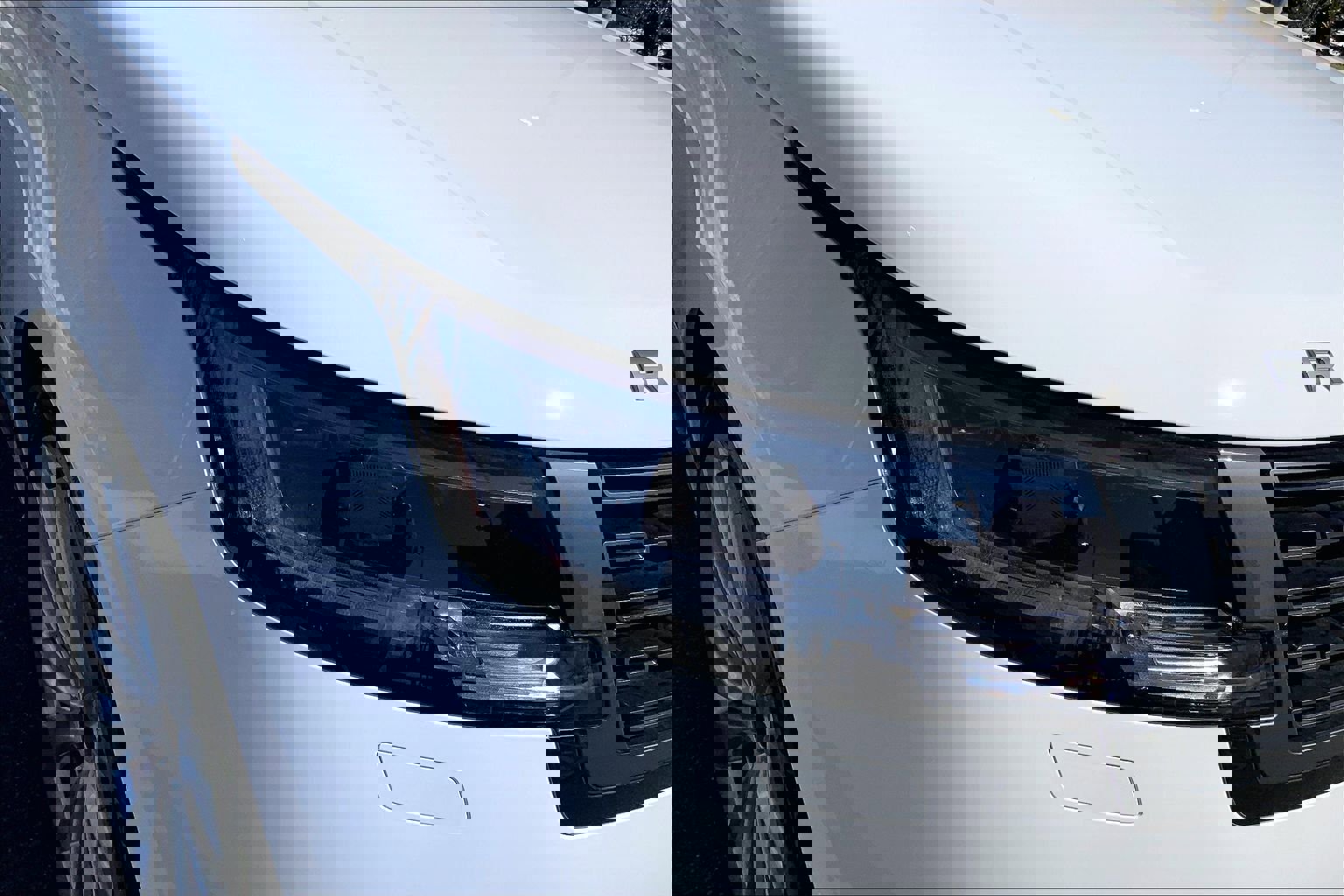 New 2026 Land Rover Range Rover SE image 13