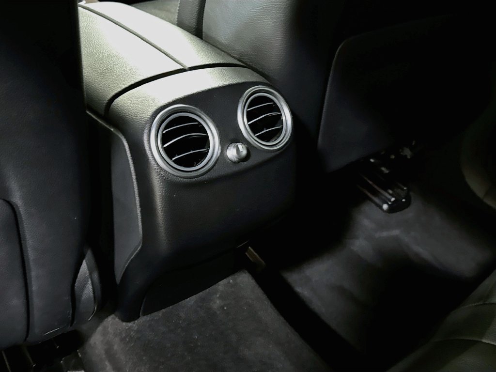 Certified 2020 Mercedes-Benz GLC 300 4MATIC image 30