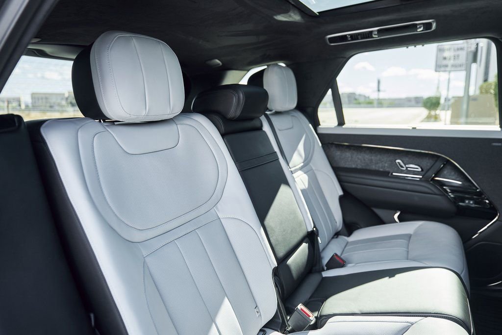 Used 2025 Land Rover Range Rover Sport Autobiography image 35