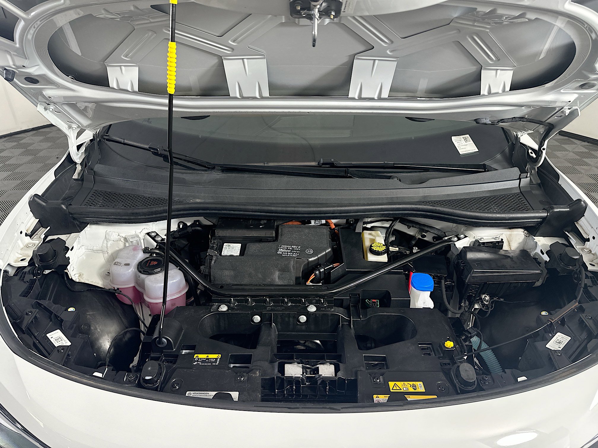 Used 2023 Volkswagen ID.4 Pro image 33