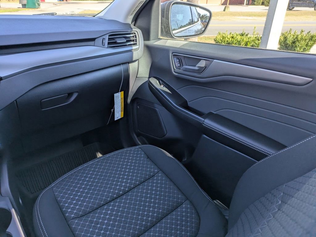New 2026 Ford Escape Active image 18