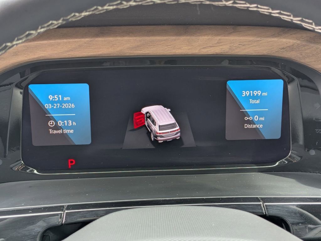 Used 2025 Volkswagen Atlas SE image 20