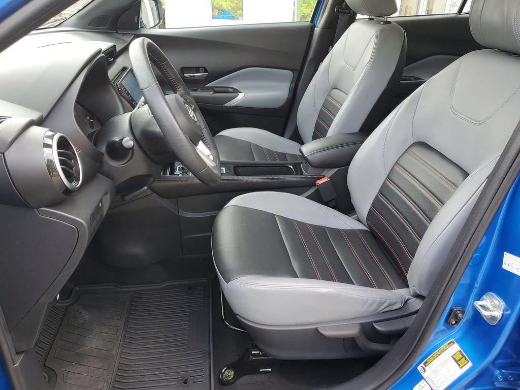 Certified 2023 Nissan Kicks SR w/ SR Premium Package FWD image 22