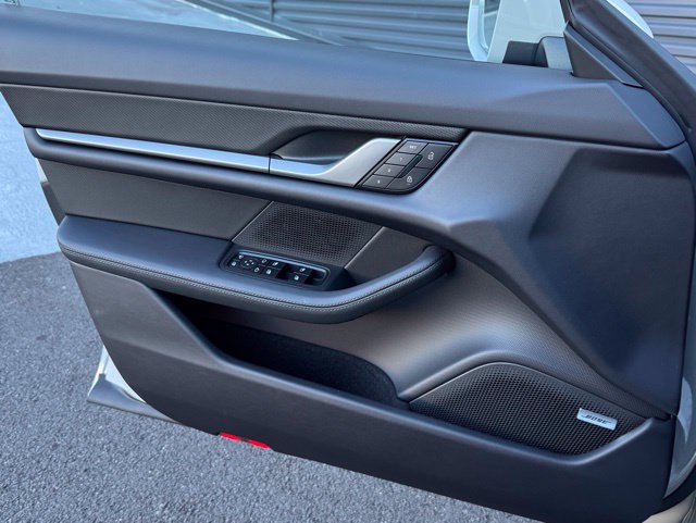 New 2026 Porsche Taycan AWD/4WD image 14