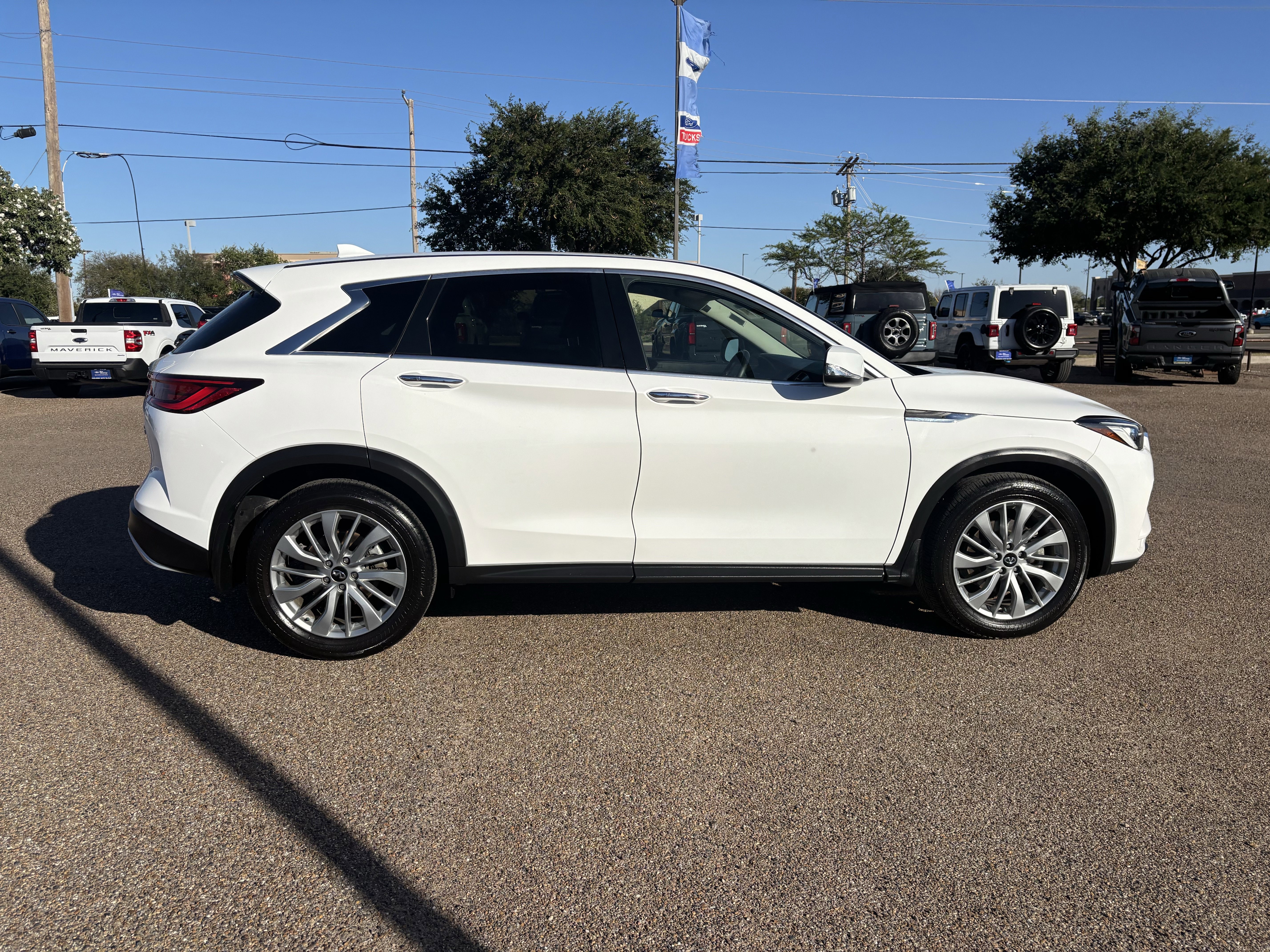 Used 2024 INFINITI QX50 Pure image 4