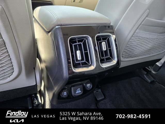 Certified 2023 Kia Sorento SX Prestige AWD/4WD image 17